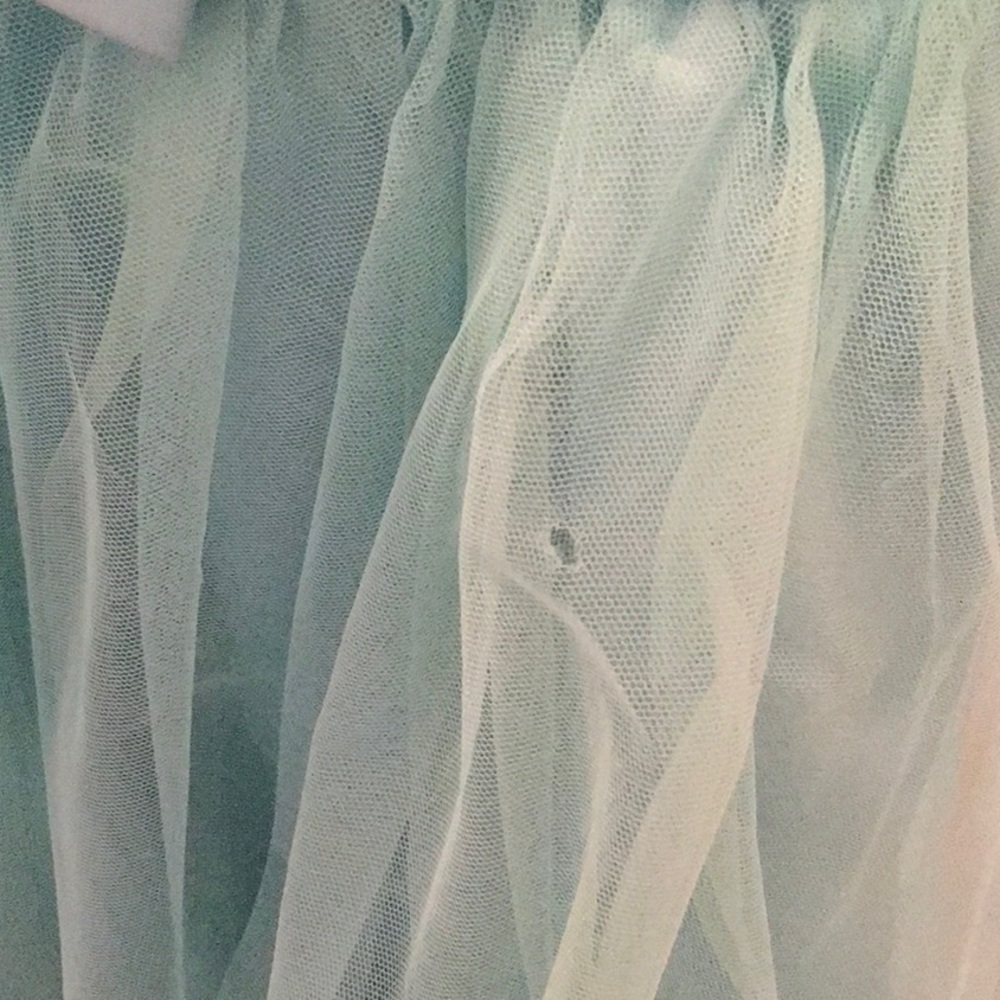 Dress - Picture 4 of 5